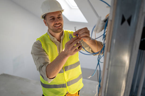 Best Local Electrician Companies  in Howey In The Hills, FL